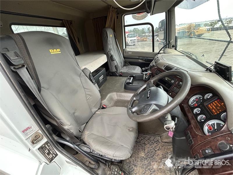DAF CF85.510 8x4 Twin-Steer Flatbed Truck شاحنات مسطحة/مفصلية الجوانب
