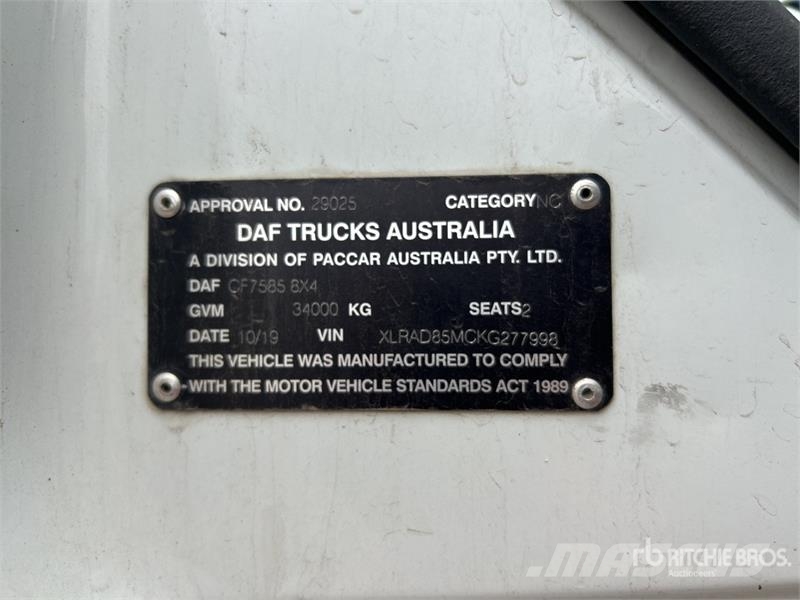 DAF CF85.510 8x4 Twin-Steer Flatbed Truck شاحنات مسطحة/مفصلية الجوانب