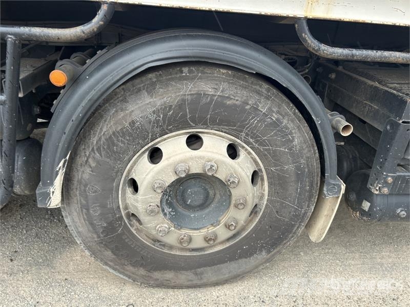 DAF CF85.510 8x4 Twin-Steer Flatbed Truck شاحنات مسطحة/مفصلية الجوانب