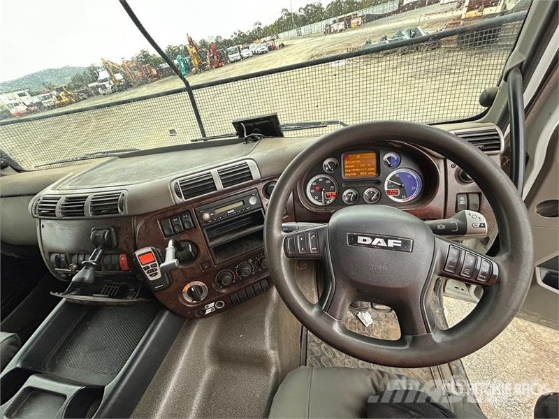 DAF CF85.510 8x4 Twin-Steer Flatbed Truck شاحنات مسطحة/مفصلية الجوانب
