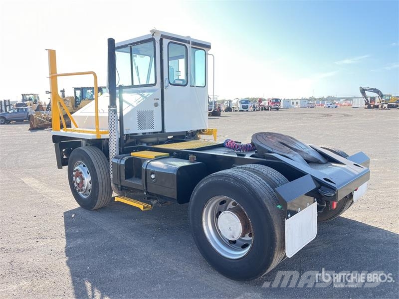 Daysworth 4x2 Spotter Truck Terminál targoncák