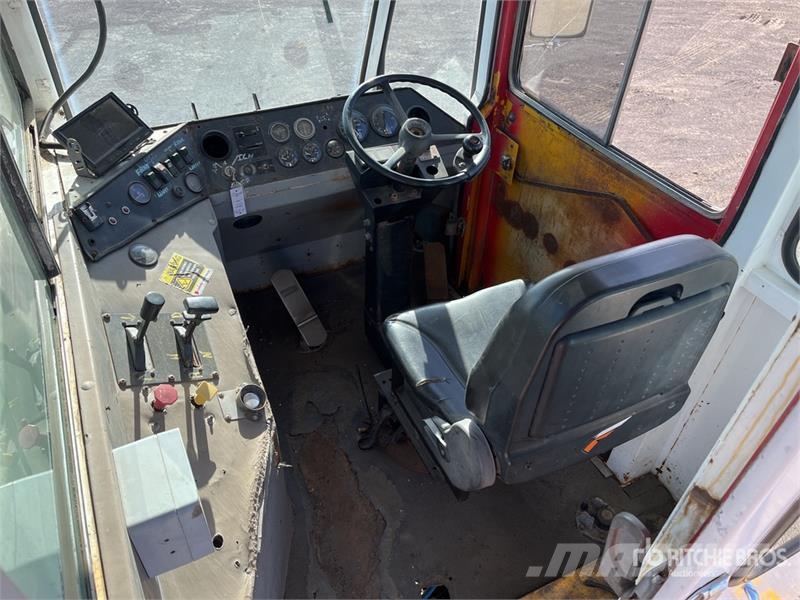 Daysworth 4x2 Spotter Truck Terminál targoncák