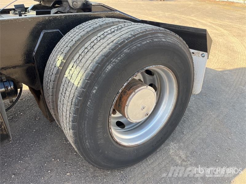 Daysworth 4x2 Spotter Truck Terminál targoncák