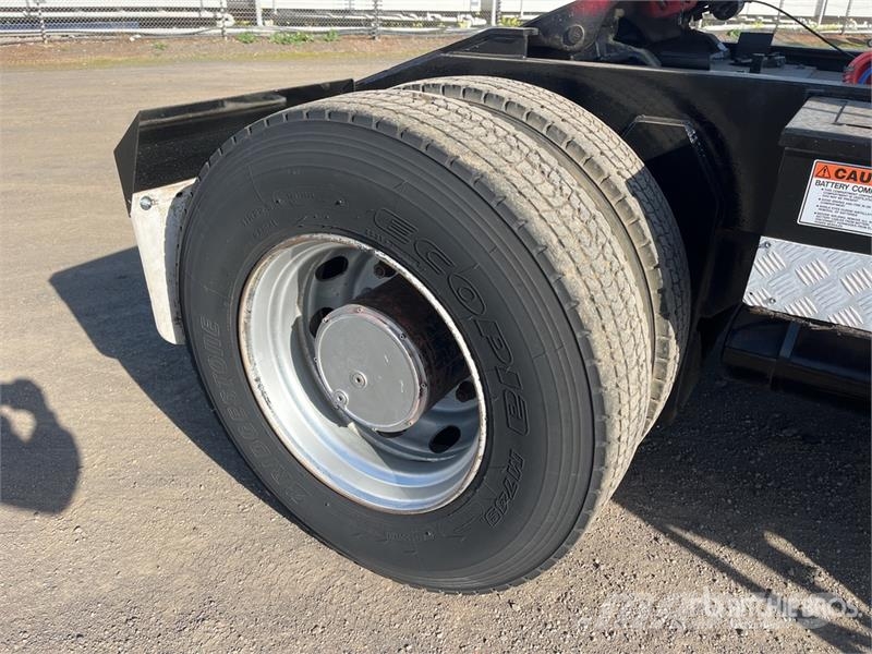 Daysworth Ottawa 4x2 Spotter Truck Terminalni tegljači