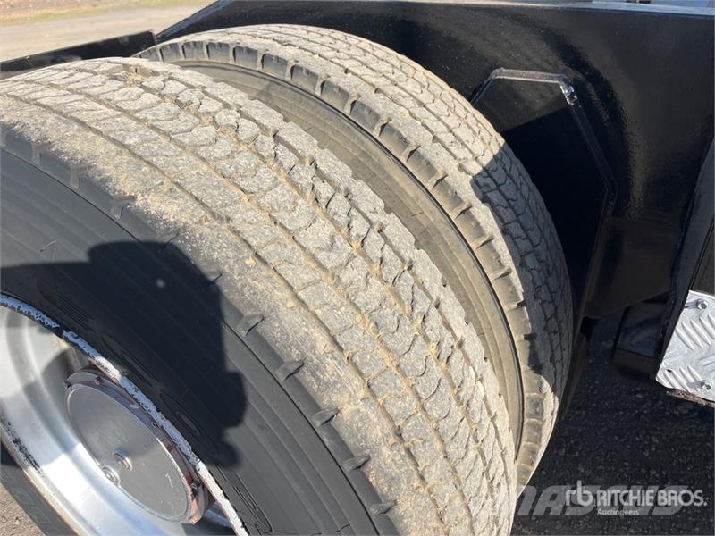 Daysworth Ottawa 4x2 Spotter Truck Terminalni tegljači