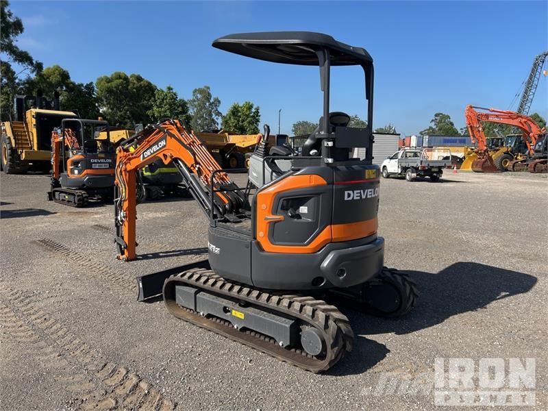 Develon DX27Z-7M Mini Excavator (Unused) Mini bagri <7t