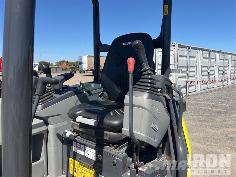 Develon DX35Z-7M Mini Excavator (Unused) Minigravemaskiner