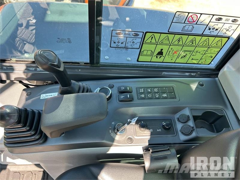 Develon DX55R-7M Mini Excavator (Unused) Mini bagri <7t