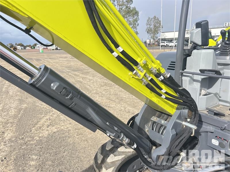 Develon DX55R-7M Mini Excavator (Unused) Minigravemaskiner