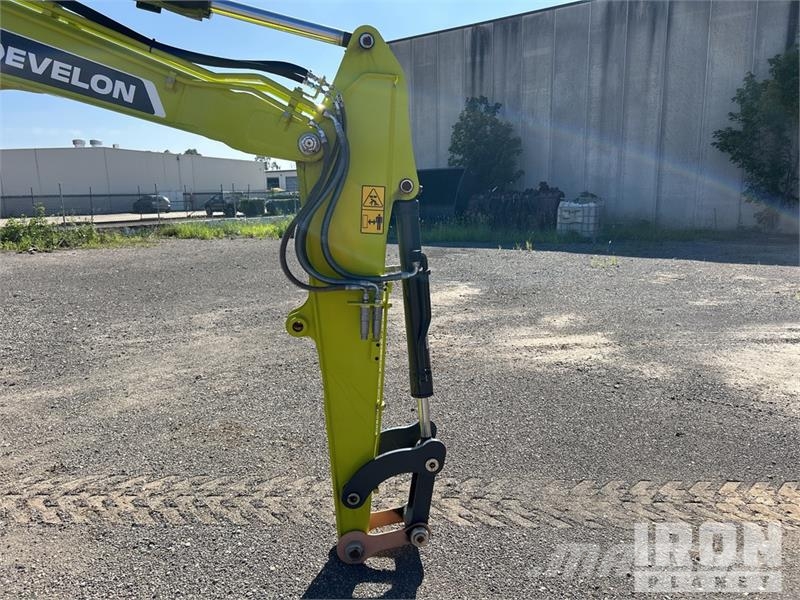 Develon DX55R-7M Mini Excavator (Unused) Mini bagri <7t