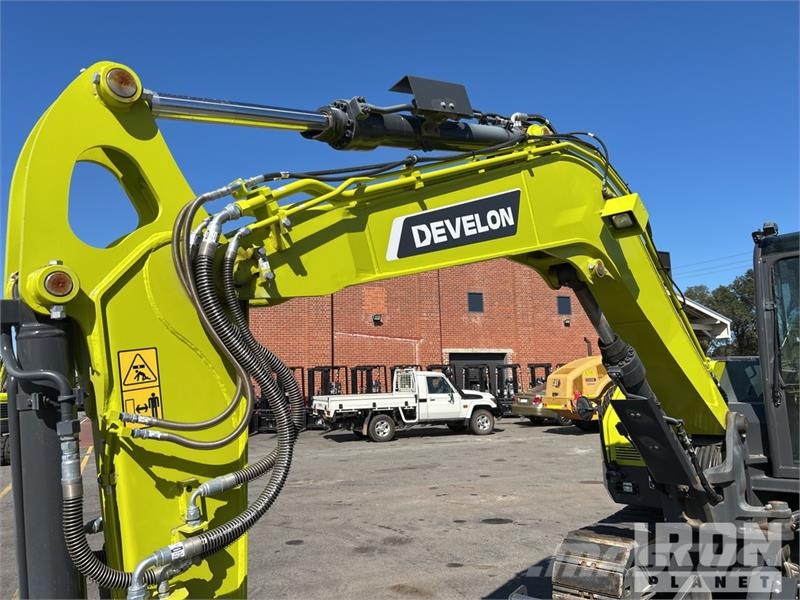Develon DX89R-7 Bagri goseničarji