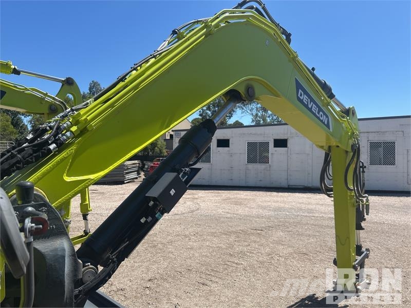 Develon DX89R-7 Lánctalpas kotrók