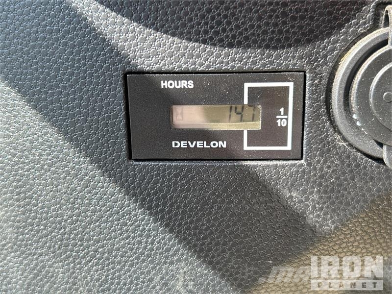 Develon DX89R-7 Bagri goseničarji