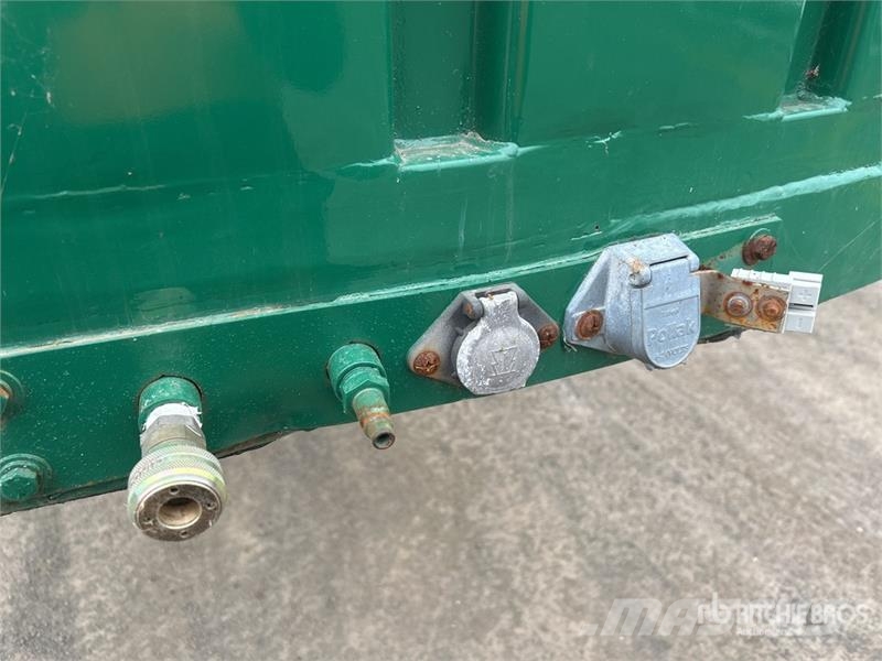 Dickinson Bogie/A B-Double Lead Livestock Trailer Livestock transport