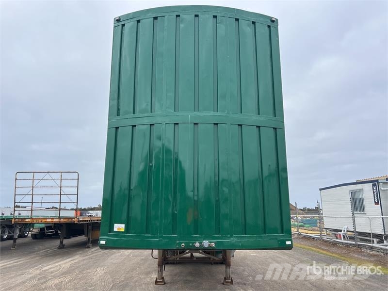 Dickinson Bogie/A B-Double Lead Livestock Trailer Livestock transport
