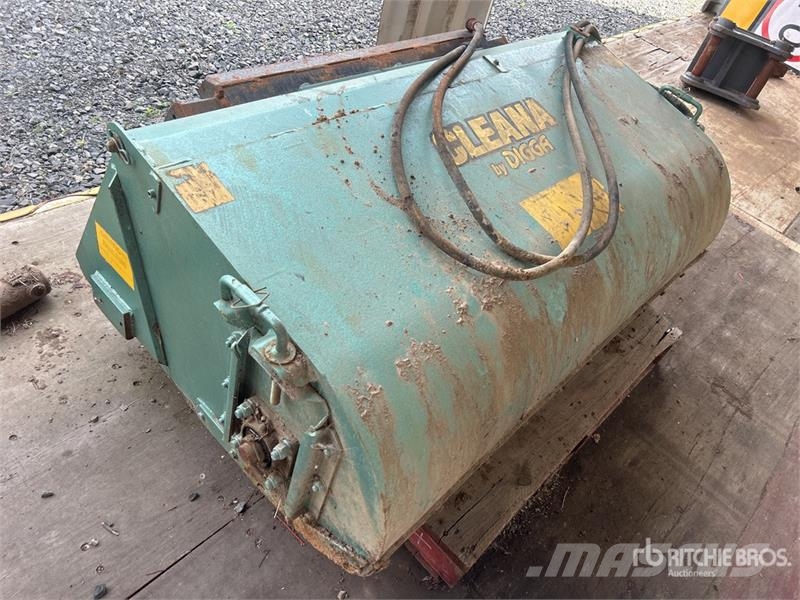 Digga Cleana 1500 mm Skid Steer Broom Četke