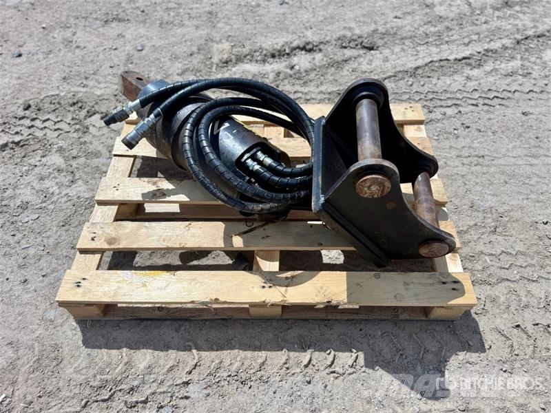 Digga PD7-5 Excavator Auger - Fits Hitachi ZX85USB-5A Porat