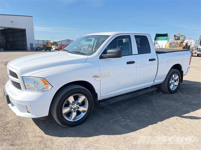 Dodge Ram 1500 기타