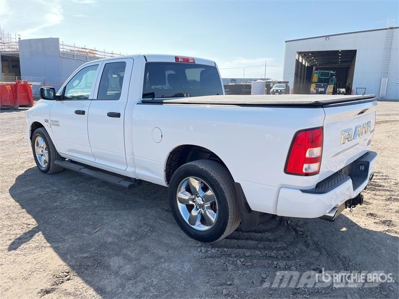 Dodge Ram 1500 기타