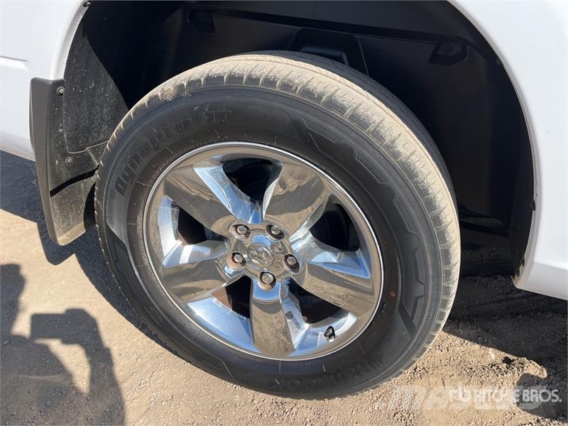 Dodge Ram 1500 기타