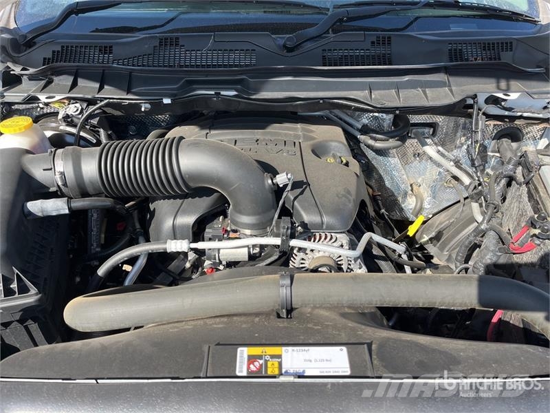 Dodge Ram 1500 기타