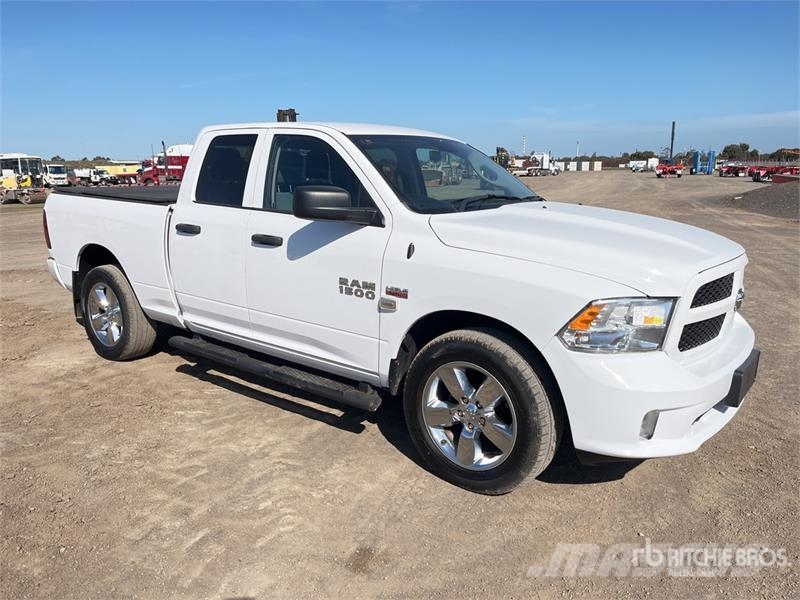 Dodge Ram 1500 기타
