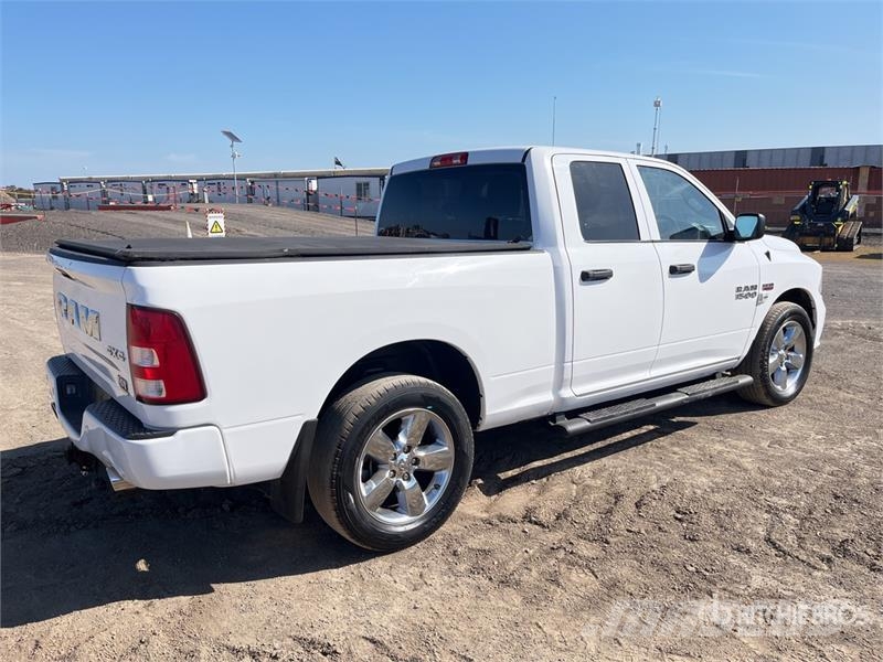 Dodge Ram 1500 기타