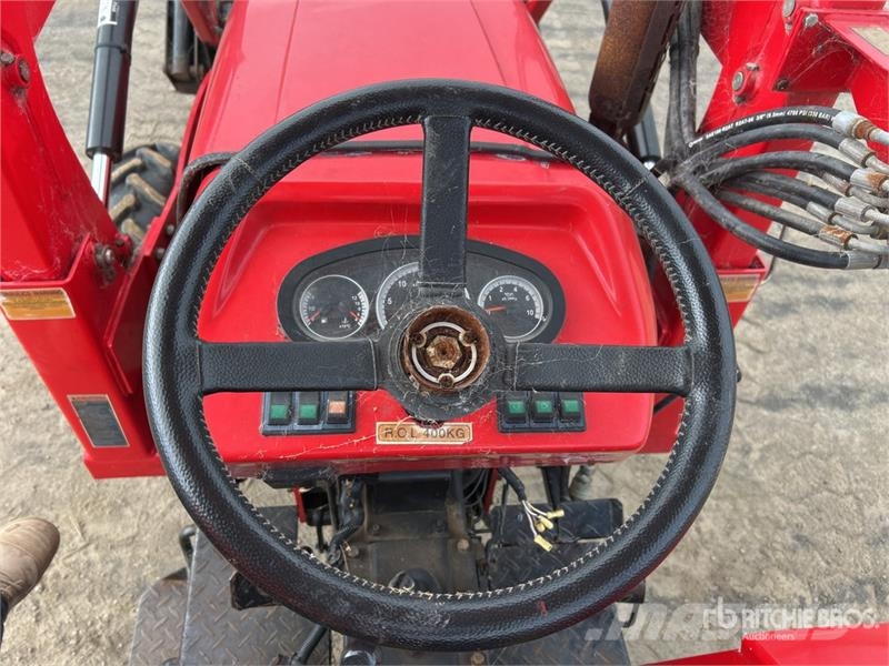 Dong Feng ZB-35 4WD Tractor (Inoperable) Traktori