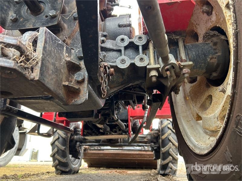 Dong Feng ZB-35 4WD Tractor (Inoperable) Traktori