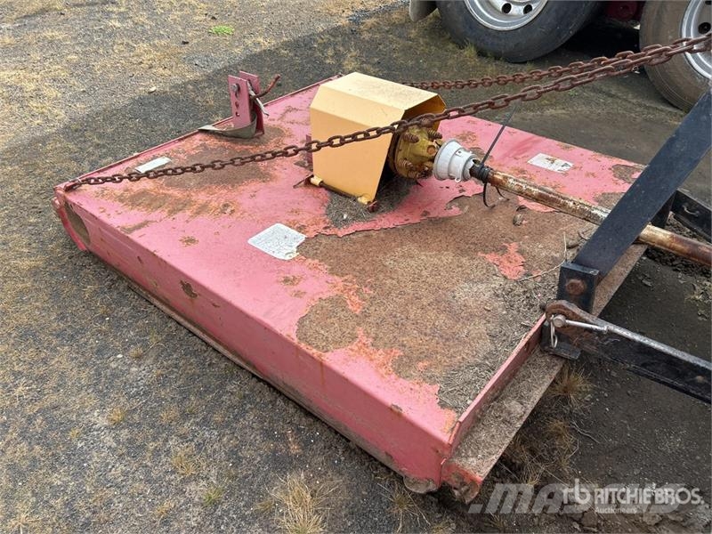 Dong Feng ZB-35 4WD Tractor (Inoperable) Traktori
