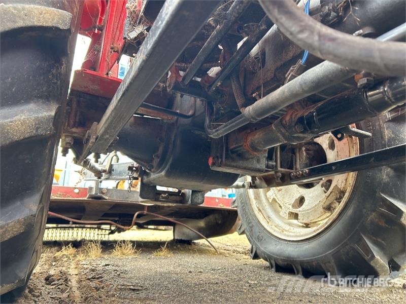 Dong Feng ZB35 4WD Tractor (Inoperable) Tratores