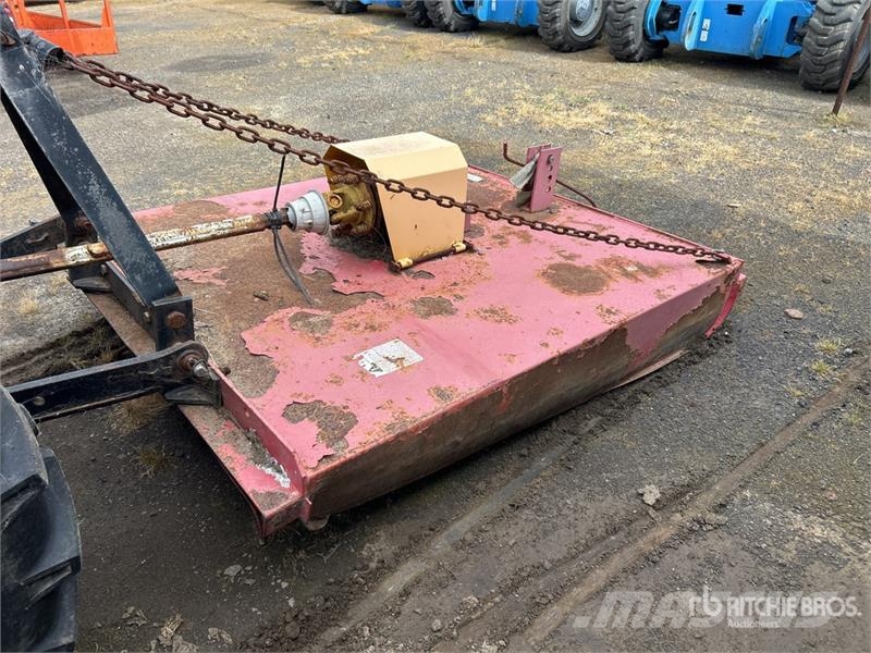 Dong Feng ZB35 4WD Tractor (Inoperable) Tratores