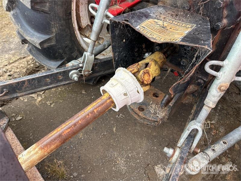 Dong Feng ZB35 4WD Tractor (Inoperable) Tratores