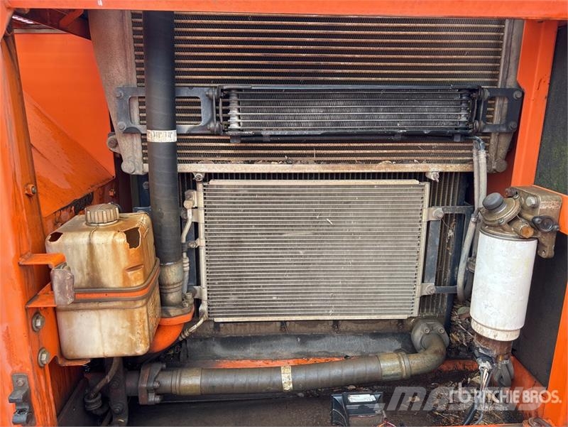 Doosan DX300LC Tracked Excavator 履带挖掘机