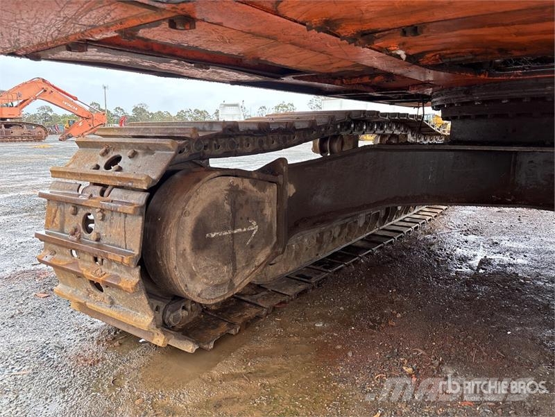 Doosan DX300LC Tracked Excavator 履带挖掘机