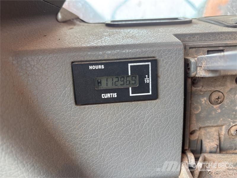 Doosan DX300LC Tracked Excavator 履带挖掘机