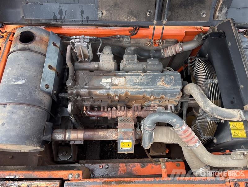 Doosan DX300LC Tracked Excavator 履带挖掘机