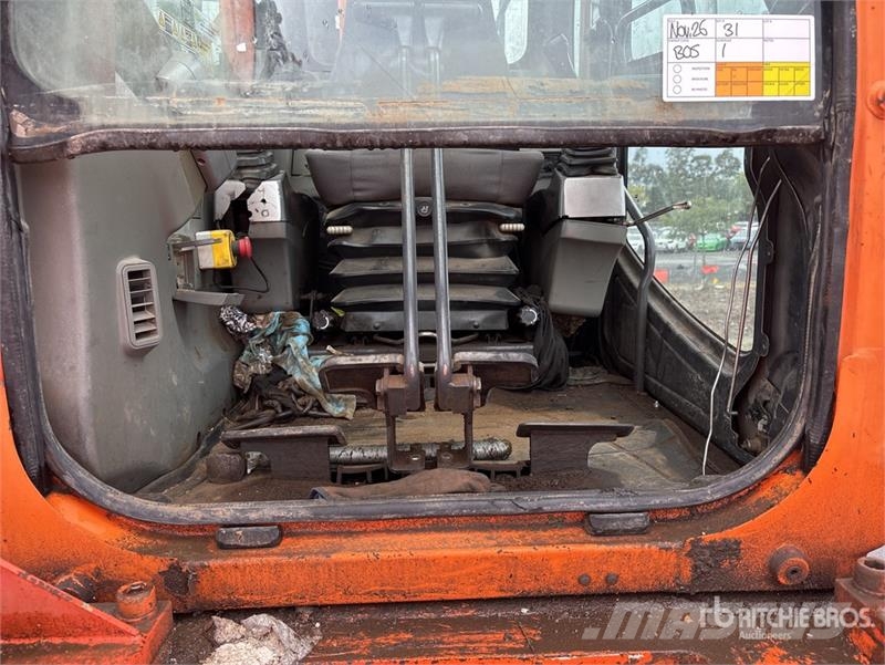 Doosan DX300LC Tracked Excavator 履带挖掘机