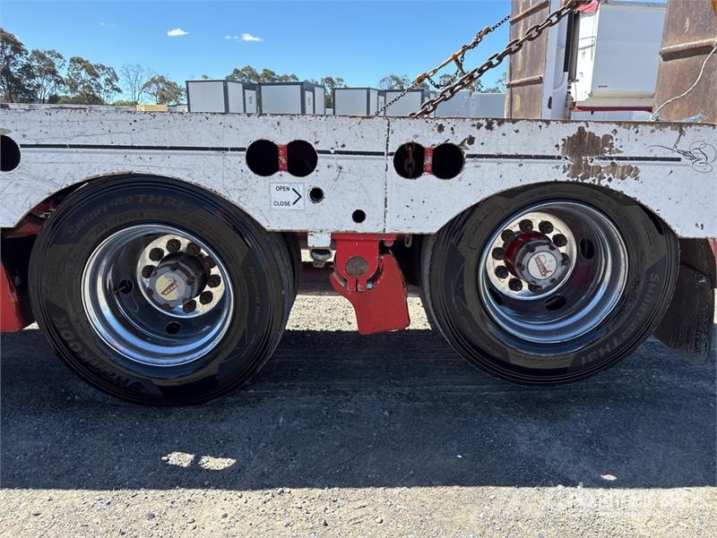  Drake 4 Rows of 4 Hydraulic Widening Lowboy Traile Tieflader