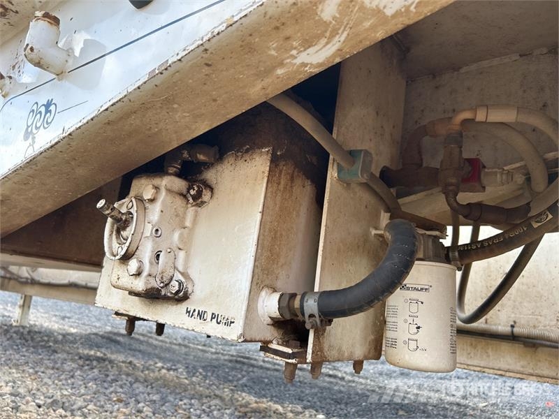 Drake 4 Rows of 4 Hydraulic Widening Lowboy Traile Низькорамні причепи