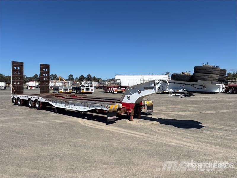  Drake 4 Rows of 4 Hydraulic Widening Lowboy Traile Tieflader