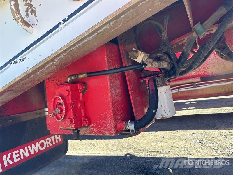  Drake 4 Rows of 4 Hydraulic Widening Lowboy Traile Tieflader