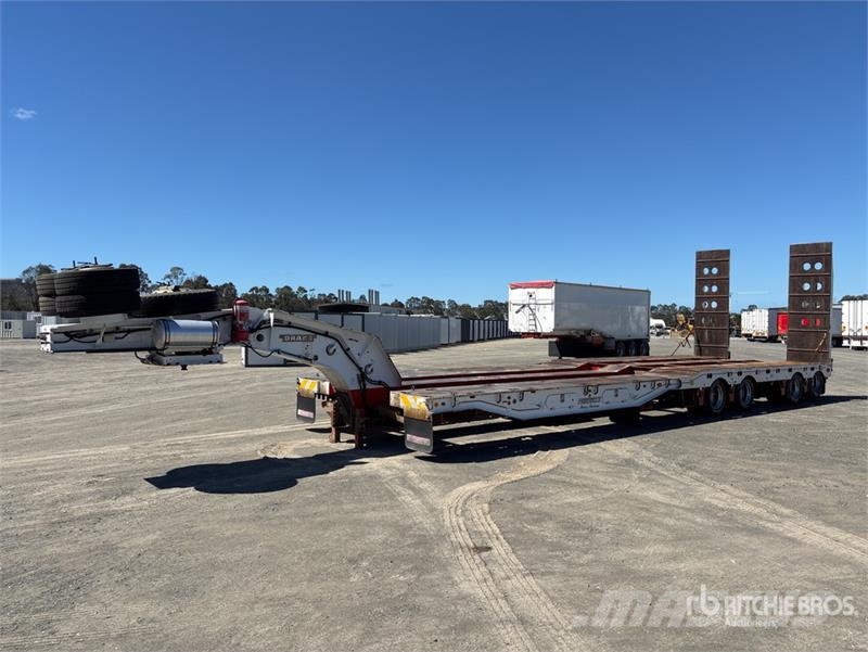  Drake 4 Rows of 4 Hydraulic Widening Lowboy Traile Tieflader