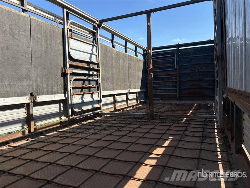  Duncan Trailers 6.7 m Pig Livestock Trailer مقطورات نقل الحيوانات