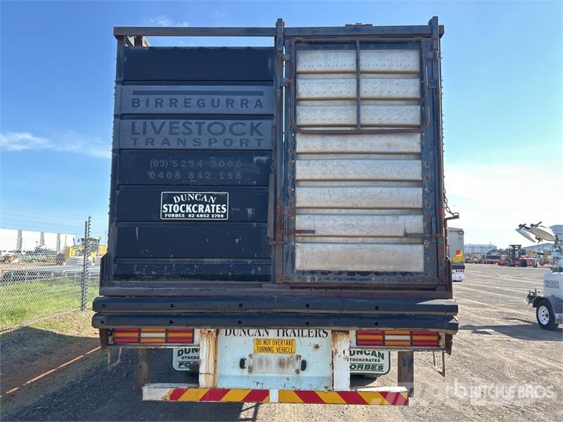  Duncan Trailers 6.7 m Pig Livestock Trailer مقطورات نقل الحيوانات