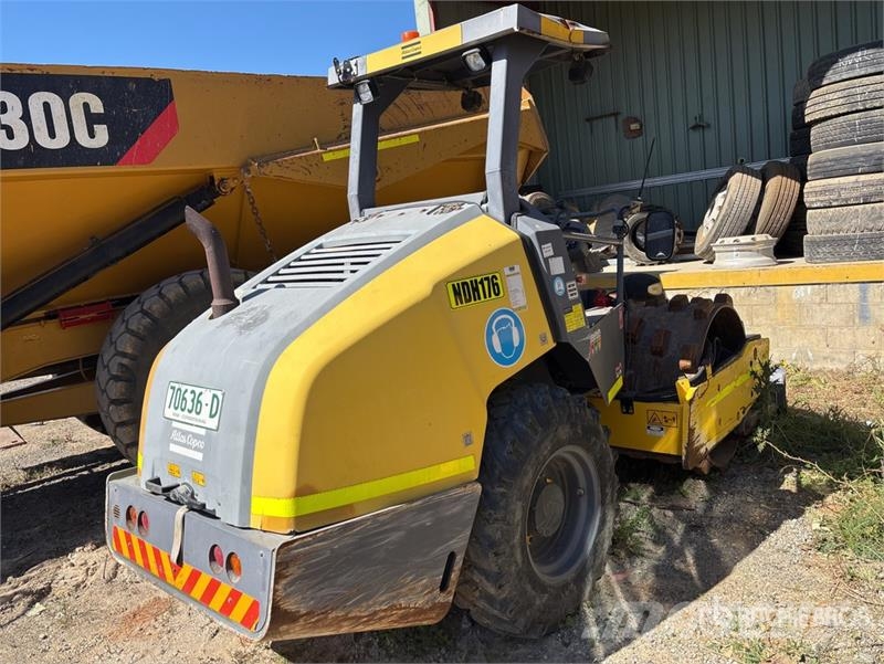 Dynapac CA1300PD Padfoot Drum Compactor Walzenzüge