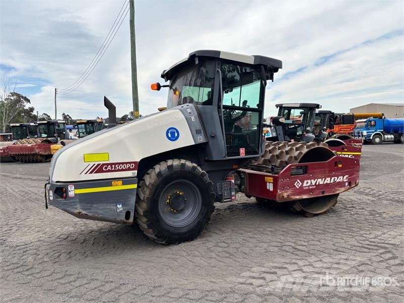 Dynapac CA1500 PD Padfoot Drum Compactor Ühe trumliga rullid