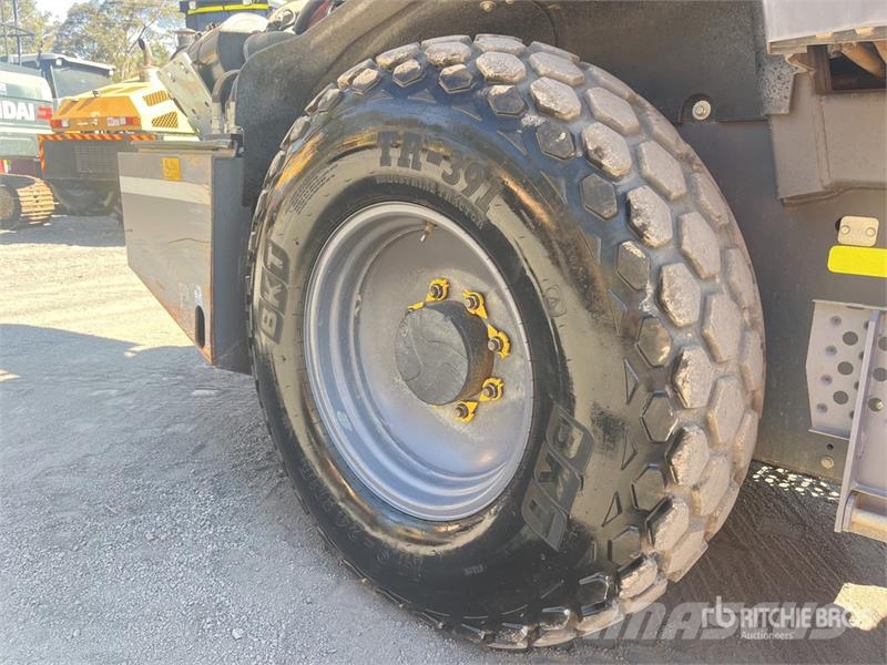 Dynapac CA1500D Smooth Drum Compactor 单轮压路机
