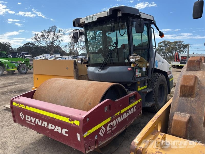 Dynapac CA1500D Smooth Drum Compactor Egydobos hengerek