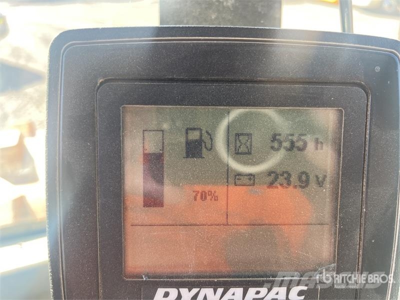 Dynapac CA1500D Smooth Drum Compactor 单轮压路机